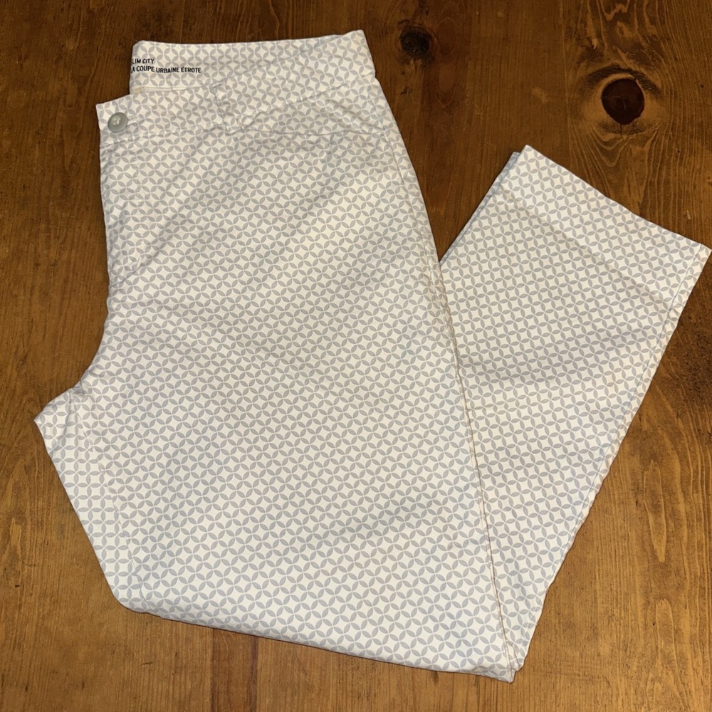 Gap Women's Khakis Slim City‎ Size 12R Gray Print